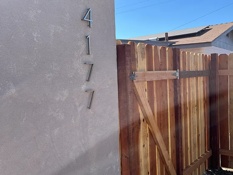 4177 Myrtle Ave — Photo 15