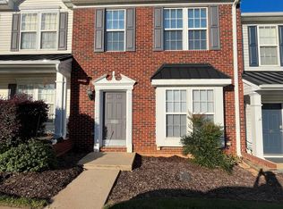 122 Spring Crossing Cir, Greer, SC 29650