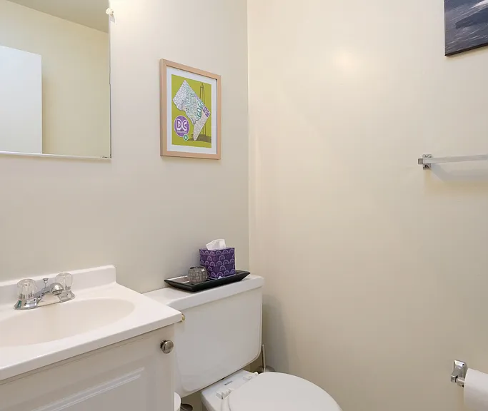4450 Macarthur Blvd NW #7B — Photo 5