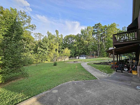 5th image of 9770 Springhill Farms Dr
