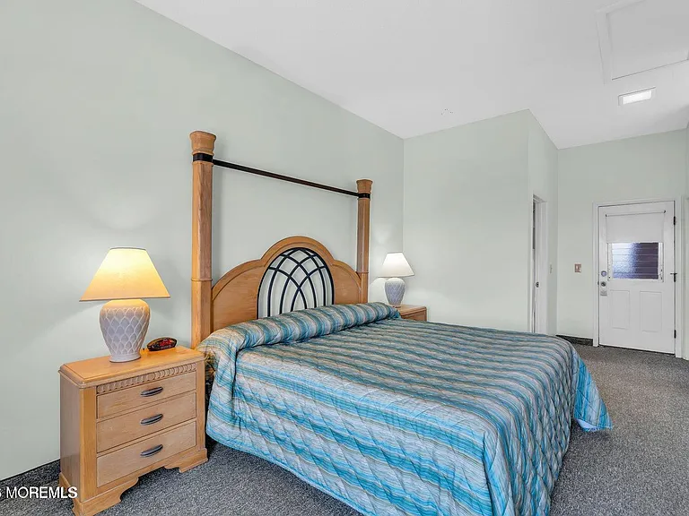 1008 Ocean Ave — Photo 7
