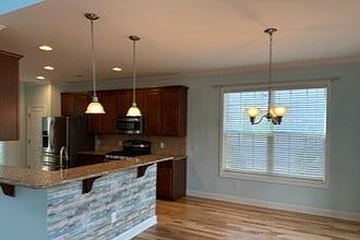 4th image of 7816 Bonfire Dr