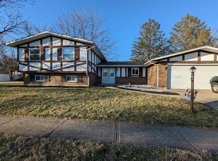 2025 Oak Tree Dr E, Dayton, OH 45440