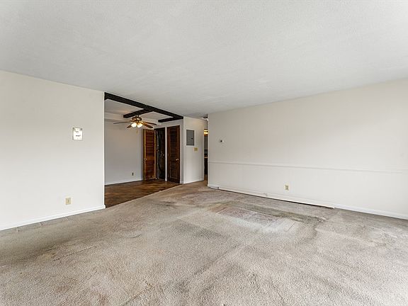 5th image of 508 Oak St APT 7