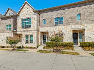 2917 Troutt Dr, Carrollton, TX 75010