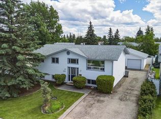 9255 N 99th Ave, Grande Prairie, AB T8V3X4
