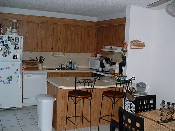 3rd image of 1704 Forest Lakes Cir APT B