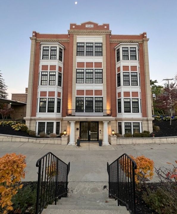 Building Photo 3