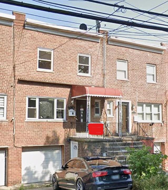 1st image of 1918 Hunt Avenue
