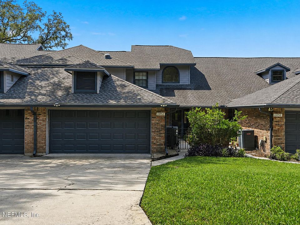 1st image of 11952 HARBOUR COVE Drive S