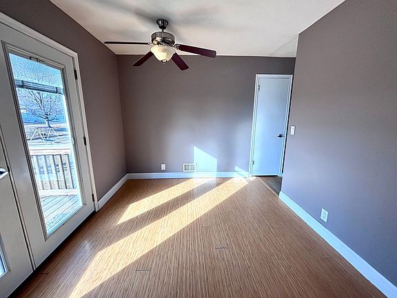 4th image of 2524 S 123rd Ave