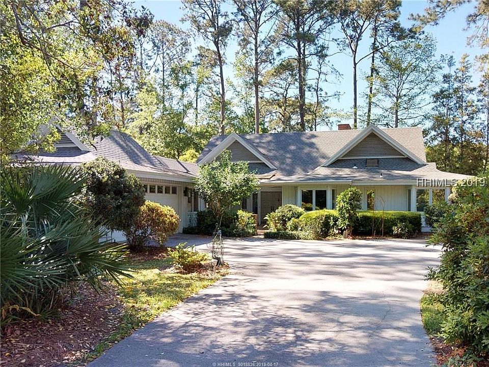 1st image of 8 Anglers Pond Ln