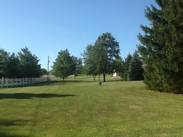 1447 Snyder Rd, Kingston, OH 45644