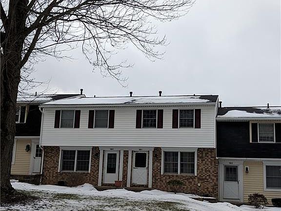 2nd image of 1908A Higby Dr
