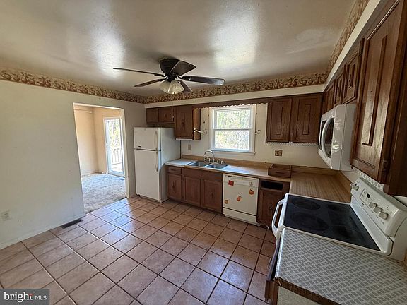 5th image of 4903 Church Rd