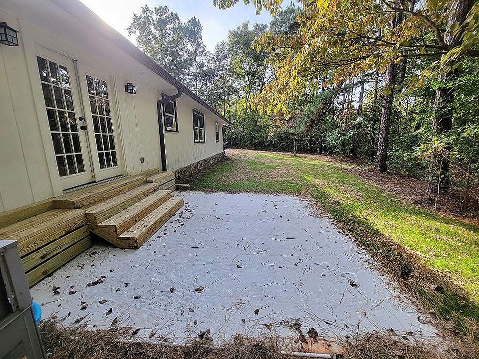 2nd image of 610 Old Kirkland Rd