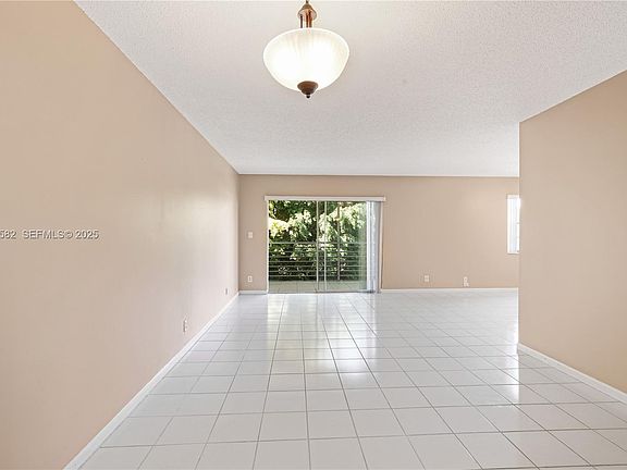 5th image of 8305 NW 61st St APT C305