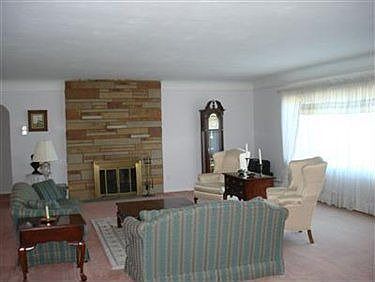 4th image of 9246 Lawn Park Dr