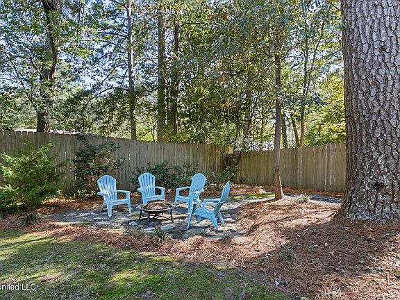 5th image of 4424 Northover Dr