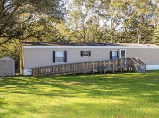 8500 Myrtlewood Dr, Moss Point, MS 39562