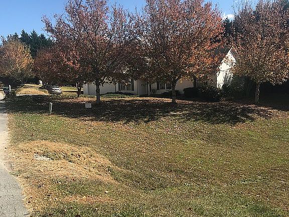 4th image of 174 Peaceful Orchard Dr