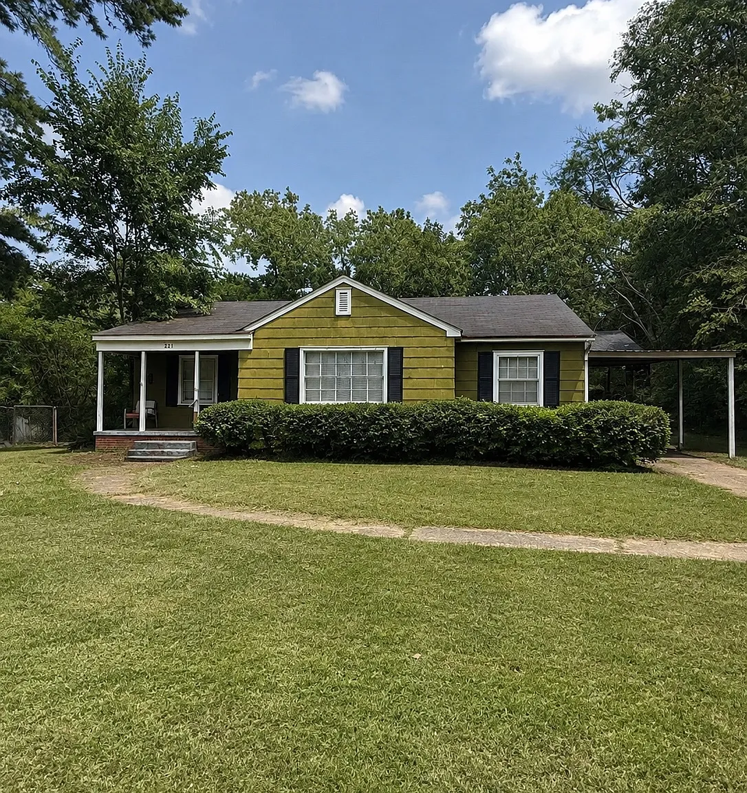 3 bed, 1645 sqft, $1,625 — Photo 1