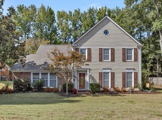 1419 Poplar Ridge Dr, Memphis, TN 38120