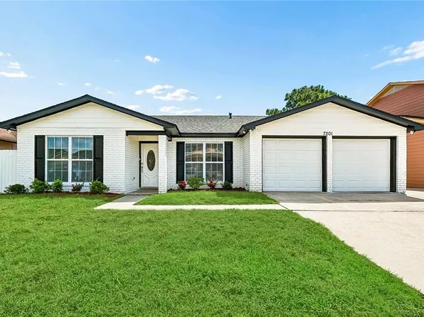 7201 Pinebrook Dr, New Orleans, LA 70128