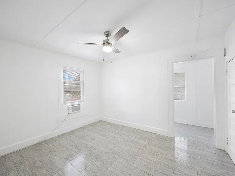 445 Delmar Ter S #4 — Photo 6
