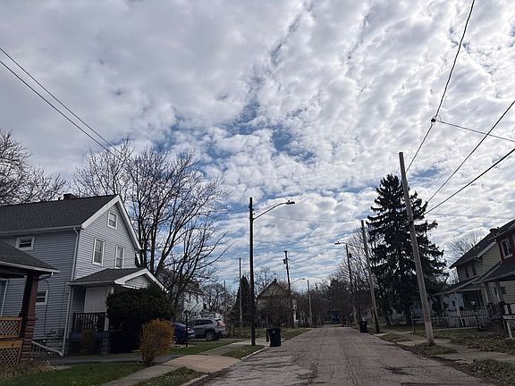 5th image of 11313 Cotes Ave