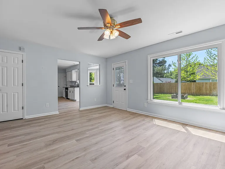 2417 Bernadotte Ct — Photo 21