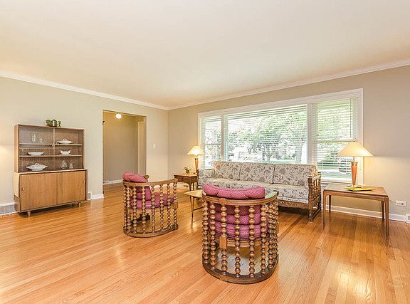 4th image of 4721 Johnson Ave