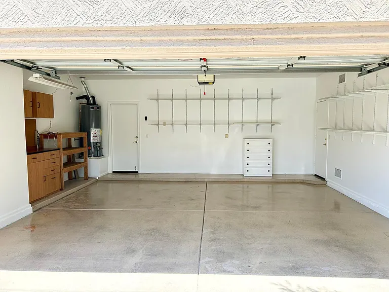 1230 E Captain Dreyfus Ave — Photo 24