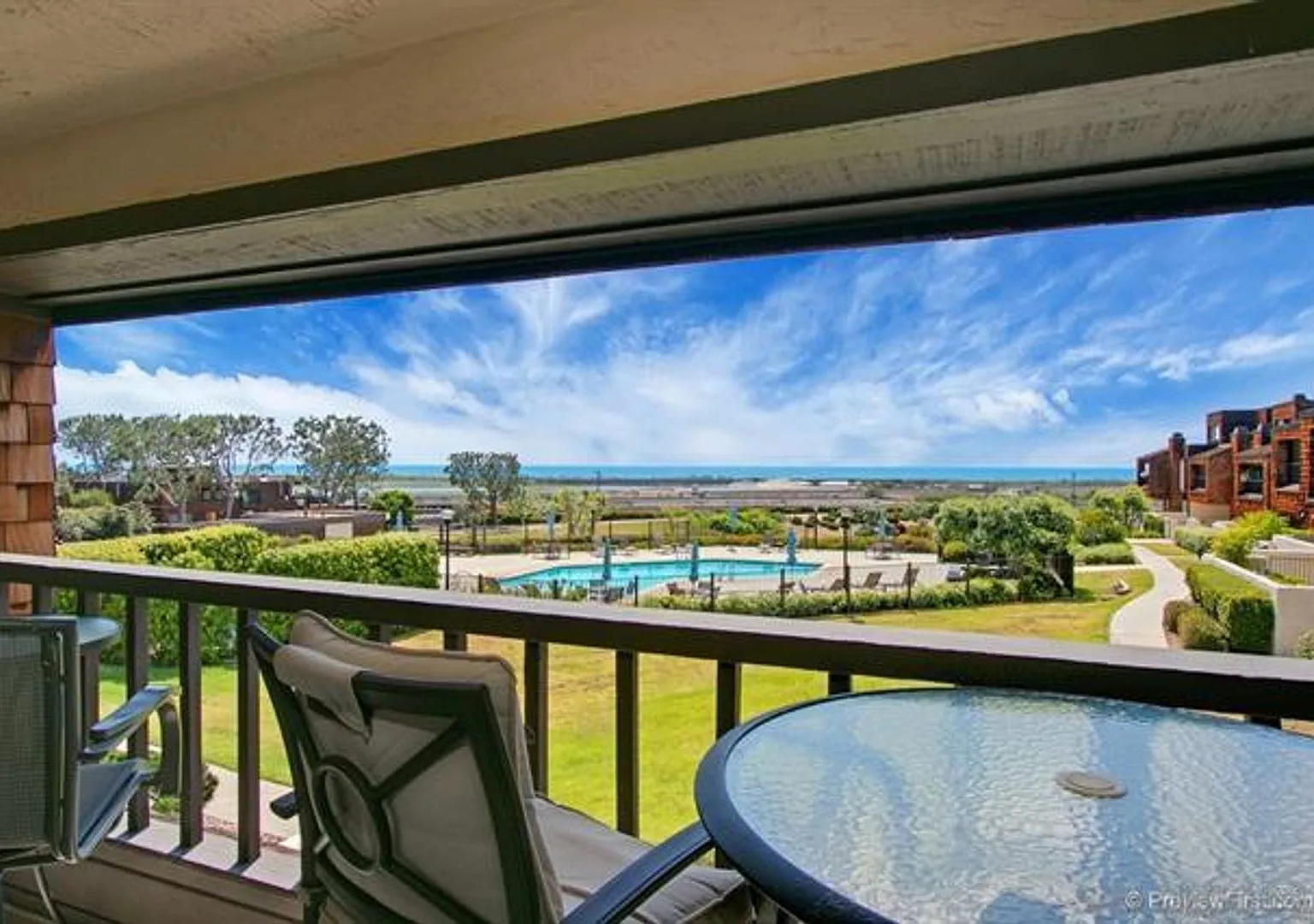 Gorgeous ocean view House 3 beds/ 3.5 baths in Del Mar. — Photo 1