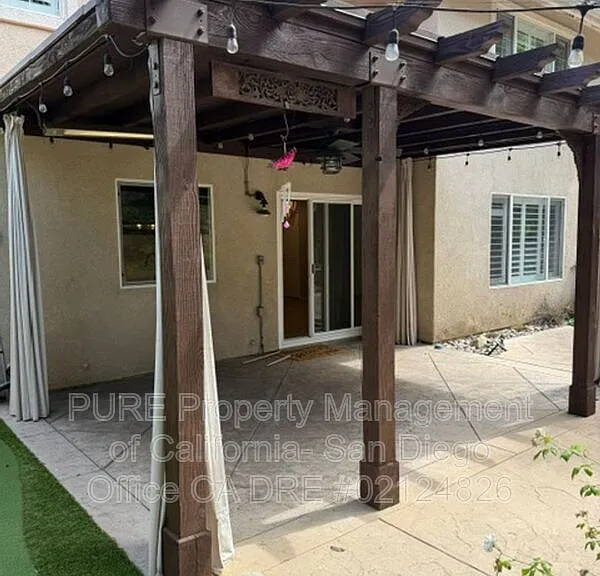 1578 Acacia Cir — Photo 13