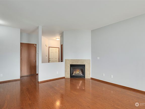 4th image of 5117 L Place NE #1603