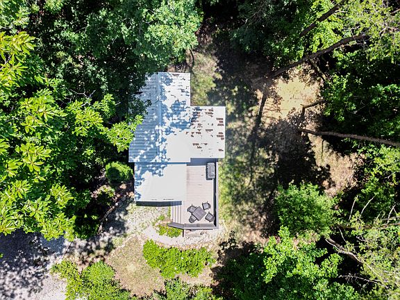 4th image of 476 Deer Lick Trl