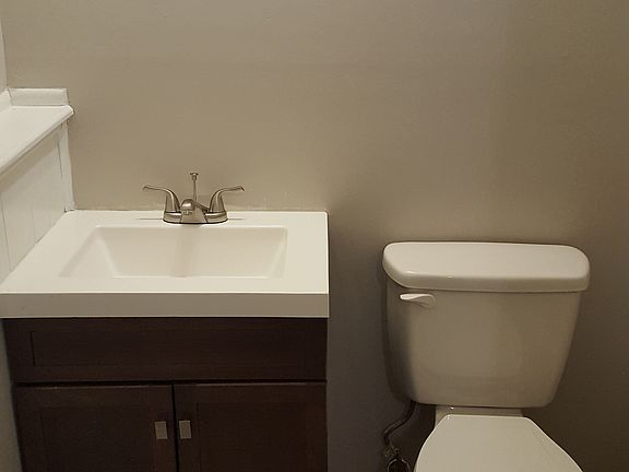 4th image of 4039 Vermilion Ave