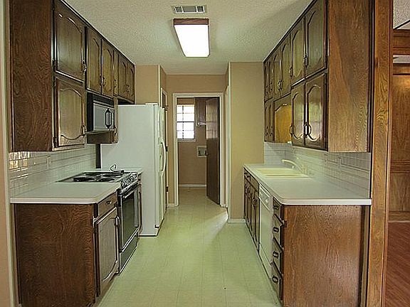 5th image of 1414 Summer Dell Ct