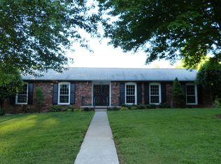 204 Essex Dr, Knoxville, TN 37922