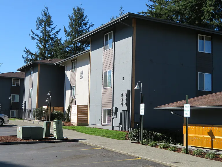Parkview Apartments — Photo 27