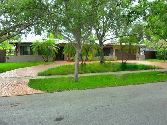 1st image of 7361 NW 9th St