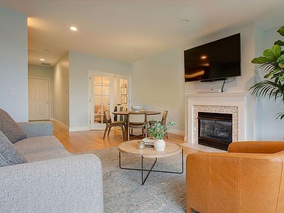 5th image of 343 W Old Town Ct APT 705