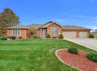 390 Scarlet Dr, Greentown, IN 46936