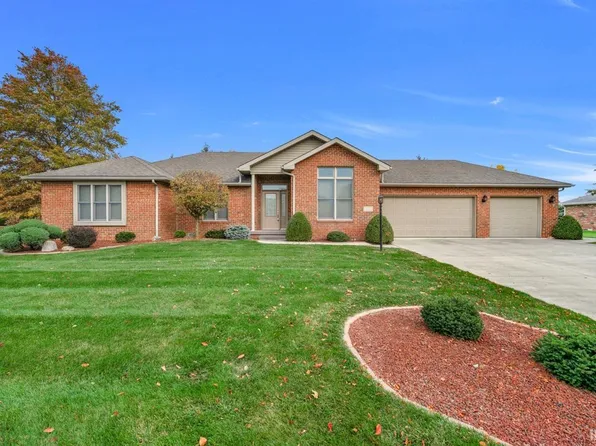 390 Scarlet Dr, Greentown, IN 46936