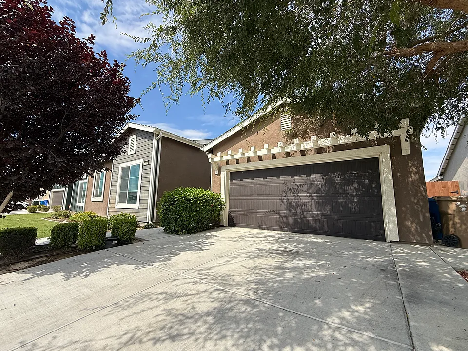 6609 Wild Olive Ct