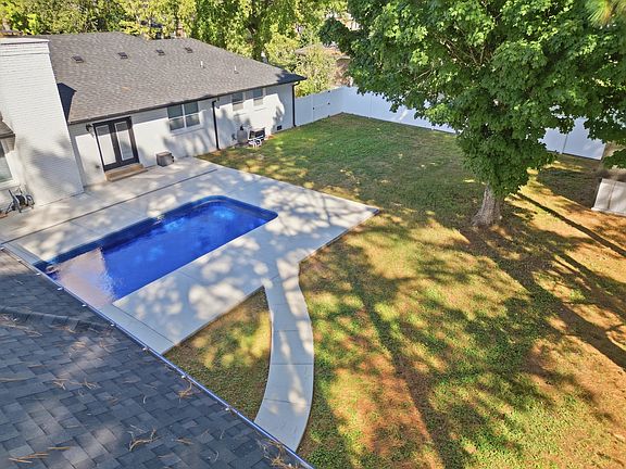 4th image of 1819 Haynes Dr