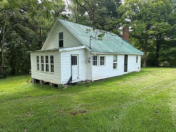 5th image of 1148 Plum Creek Rd
