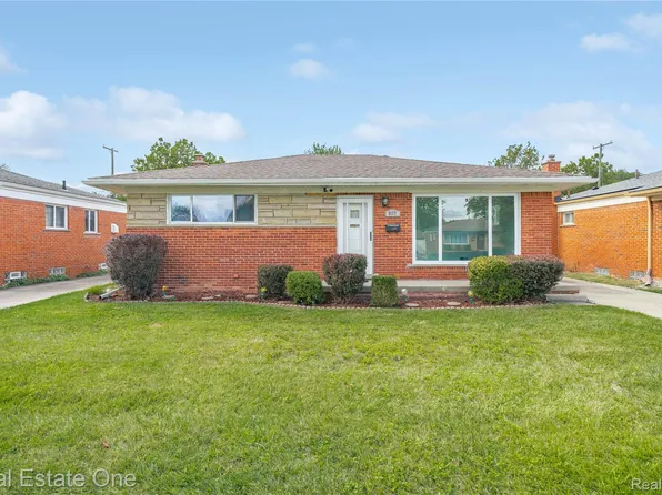 8177 Gary Ave, Westland, MI 48185