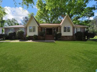 404 Memorial Dr SW, Bessemer, AL 35022